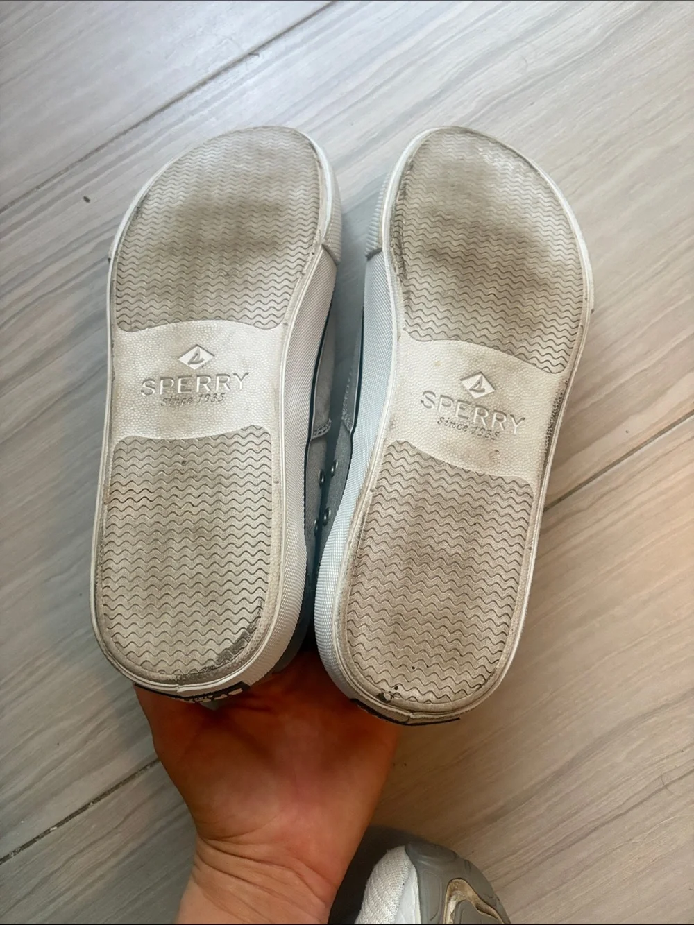 Mens grey Sperry size 8.5